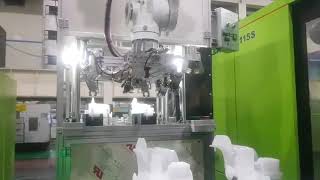 HYROBOTICS H5 2650 & GATE CUTTING, BURR REMOVING BY PLASMA, AND COOLING DEVICE FOR 1300TON IMM