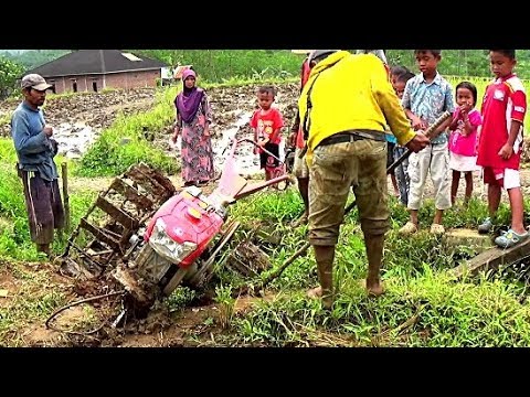 The tractor fell into a ditch