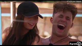 Molly-Mae From Love Island Farts And Sneezes At The Same Time
