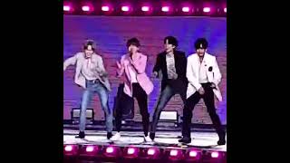 Chicken Noodle Soup J Hope Dancing With The Maknae Line In Concert Speak Yourself