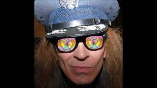 Watch Julian Cope No Hard Shoulder To Cry On video