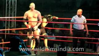 Great Khali Fights With Brody Steele - Pro-Wrestling Match