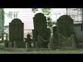 Uitvaart.tv bekijkt Va~De tijdelijke grafmonumenten en bezoekt de Terebinth