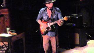 Watch Ray Lamontagne Smashing video
