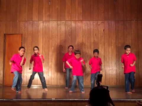 Varan Varan Poochandi by Cleveland Reds
