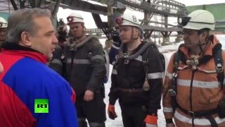 Спасатели МЧС работают на шахте «Северная», где под завалами остаются 26 человек