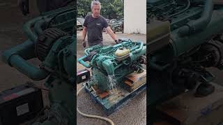 Deux Moteurs Volvo Penta En Marche