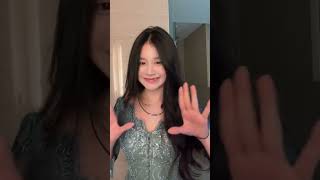 Gebian Mode Kebaya