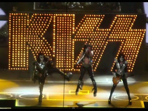 Motley Crue and Kiss - 2012 Tour Dates Announced! - Co-Headlining North American Tour!