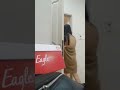 배달원 돈주다가 젖꼭까(Give me a delivery guy nip..)