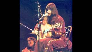 Watch Melanie Ring The Living Bell video