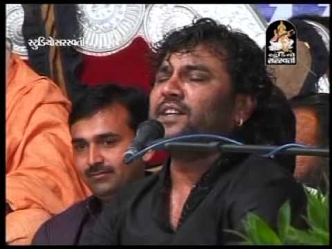 Kirtidan Gadhvi 2014 | Gujarati Live Bhajan | Latest Gujarati...