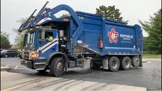 Garbage Trucks Republic Services Compilation-Front Loaders, Side Loaders