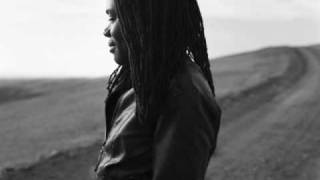 Watch Tracy Chapman I Did It All video