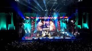 Watch Dave Matthews Band The Maker video