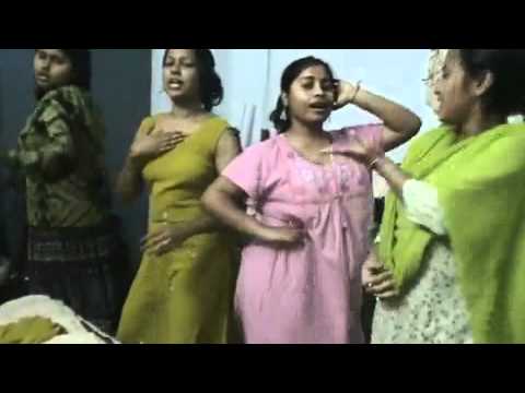 My College Hostel Days Dance_Oma Mind Blowing Mahiya