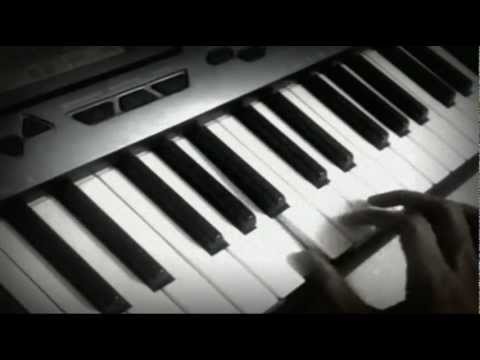 Woh Dekhne Main + London Paris New York + Piano