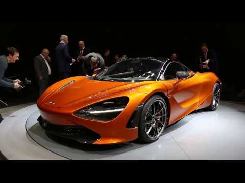 McLaren 720S Debuts Bringing All the Supercar Drama With It McLaren 720S Debuts Bringing All the Supercar Drama With It
