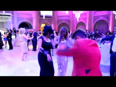 Watch Roya reqs edir Nazperi Dosteliyevanin oglunun toyu