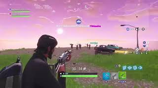 Suche Zwischen Einer Sitzbank, Einem Eiswagen Und Einem Hubschrauber. Fortnite Deutsch
