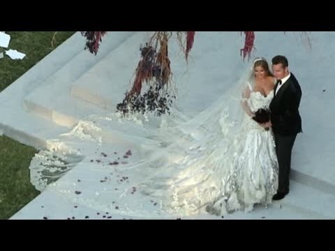 Celebrity Bytes: Inside Holly Valance's £3Million Wedding to Nick Candy - Splash News Celebrity Bytes: Inside Holly Valance's £3Million Wedding to Nick Candy - Splash News
