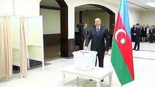 Azerbaycan Sandık Başında