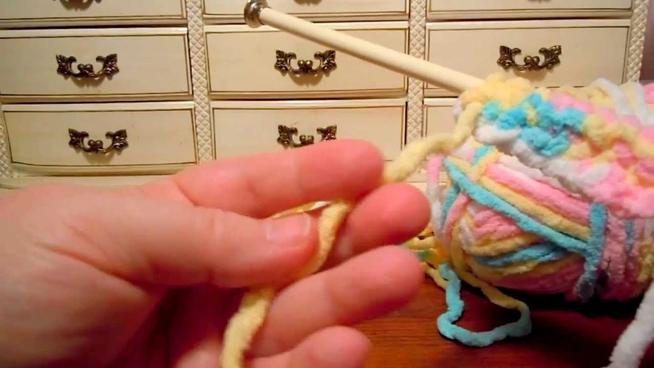 Bernat Baby Blanket - Yarn Review - YouTube