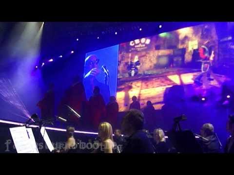 Maynard James Keenan - Bohemian Rhapsody (live) ActivisionDJ...