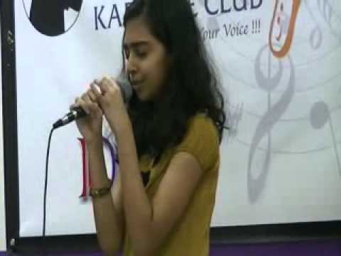 PATTIL EE PATTIL BY GAYATHRI - DUBAI KARAOKE CLUB SESSION 12