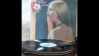 Watch Maureen McGovern And This I Find Is Beautiful video