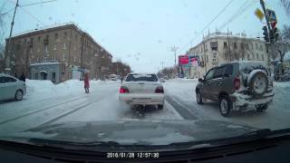 Видео МАГНИТОГОРСК-ЛЕНИНА-УРАЛЬСКАЯ-ПОВОРОТ-Wrong Turn-ВНАГЛУЮ от Магнитогорск Всяко-Разно, Уральская улица, Магнитогорск, Россия