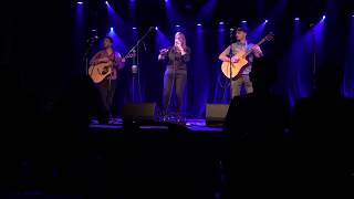 Hold on Me acoustic- live at Union Stage