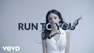 Komodo Ft. Courtney Drummey - Run 2 You (Official Video)