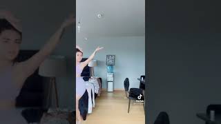 Ece Ronay Bi̇lmemi̇ Sefo Şarkisi İle Muhteşem Dans Ediyor