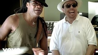 Watch Sergio Mendes Funky Bahia video