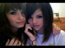 Demi+lovato+and+selena+gomez+2011+dinner