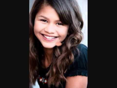 These are pictures of Zendaya Coleman heyitszendaya Hope you like it