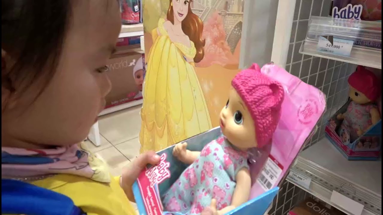 ABCkidTV Misa with Little Girl Doing Grocery Shopping at Supermarket - Song nursery rhymes