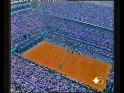 チャン vs マッケンロー - ローランギャロス 1988 - 06／08