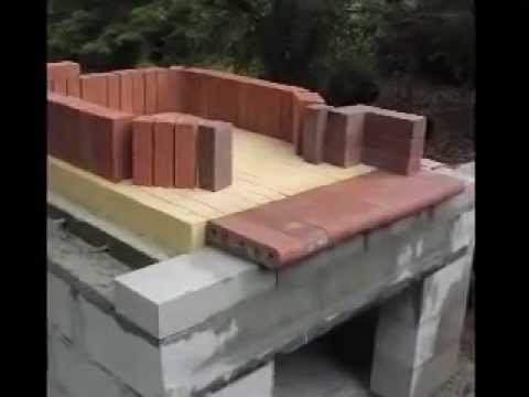 Woodfired bread/ pizza oven pizza oven construction. Woodfired bread/ pizza oven
