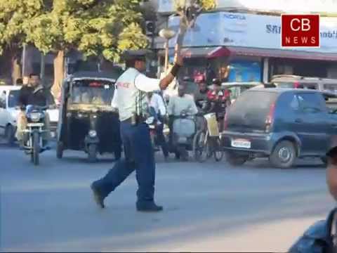 Indore 4 - Dabang Traffic Police... India Need This kind Of...