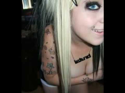 Sexy punk chick orgasms with