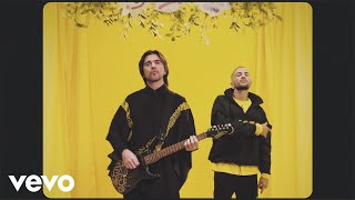 Watch Juanes Aurora feat Crudo Means Raw video