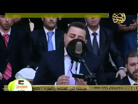 أنَـا مَـادِحُ الـمُـخْـتَـار كَـيْـفَ أضَـامُ