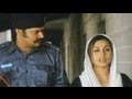 Aazadi Har Insaan Ka Paidaishi Haq Hai | Scene | Veer-Zaara | Rani Mukerji | Yash Chopra