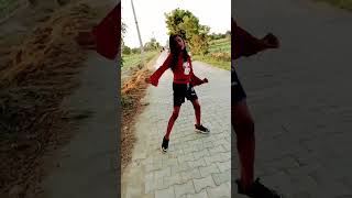 Tere Piche Ye Bichra Queen Girl Sunaina