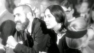 Watch Joan Baez Lowlands video