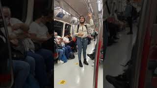 Merve Uyanık - Metroda sezen aksu rüzgarı
