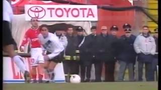 00_SHmikYwY Video Image