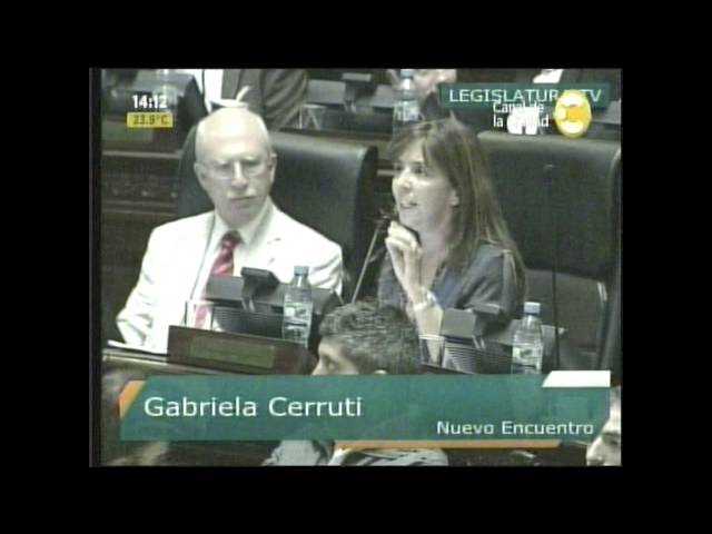Gabriela Cerruti en la Legislatura porteña sobre linchamientos